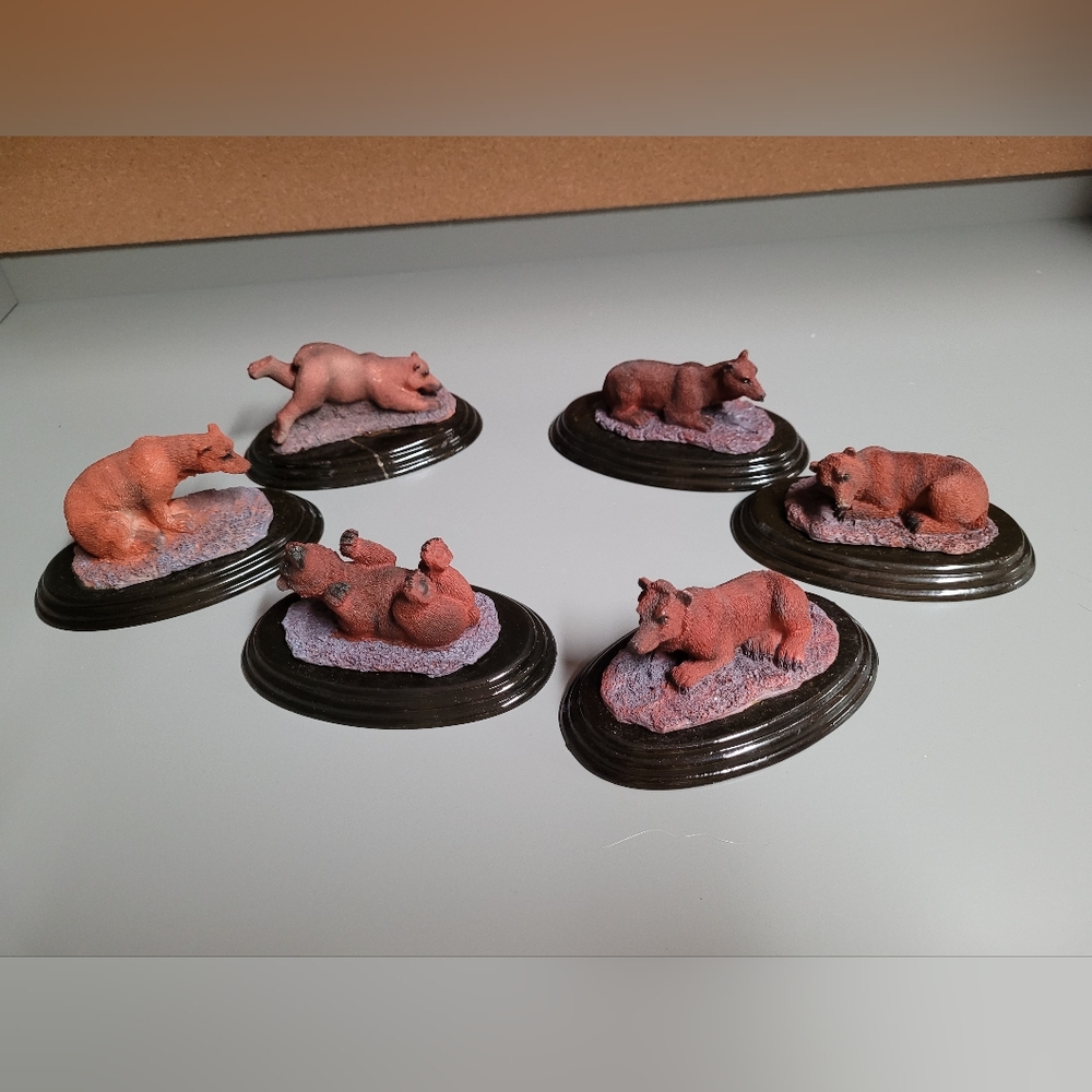 Bear statues